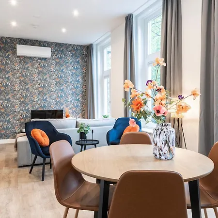 Spacious And Large, Bed And Coffee Hanno Tilburg Exterior photo