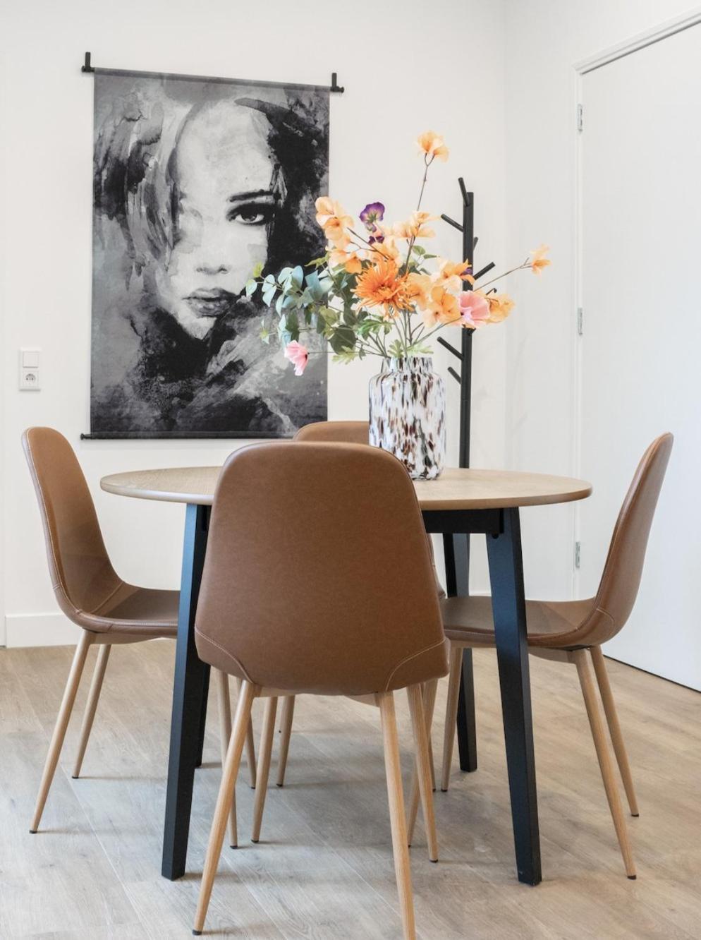 Vakantiehuis Spacious And Large, Bed And Coffee Hanno *